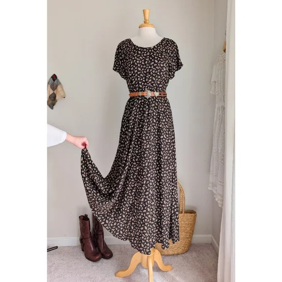 Vintage Black Floral Cinch Waist Flowy Maxi Length Dress - Picture 5 of 16
